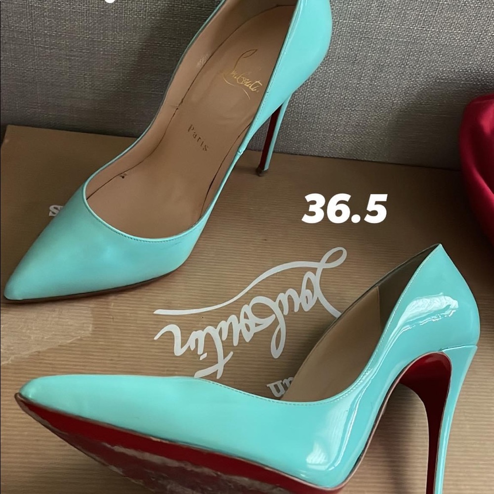 Authentic Louboutin so Kate heels